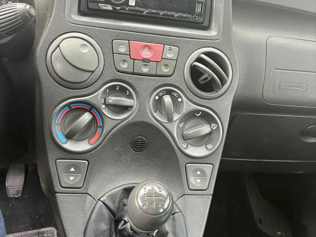 Billede 11 - Nysynet Fiat Panda fra 2008