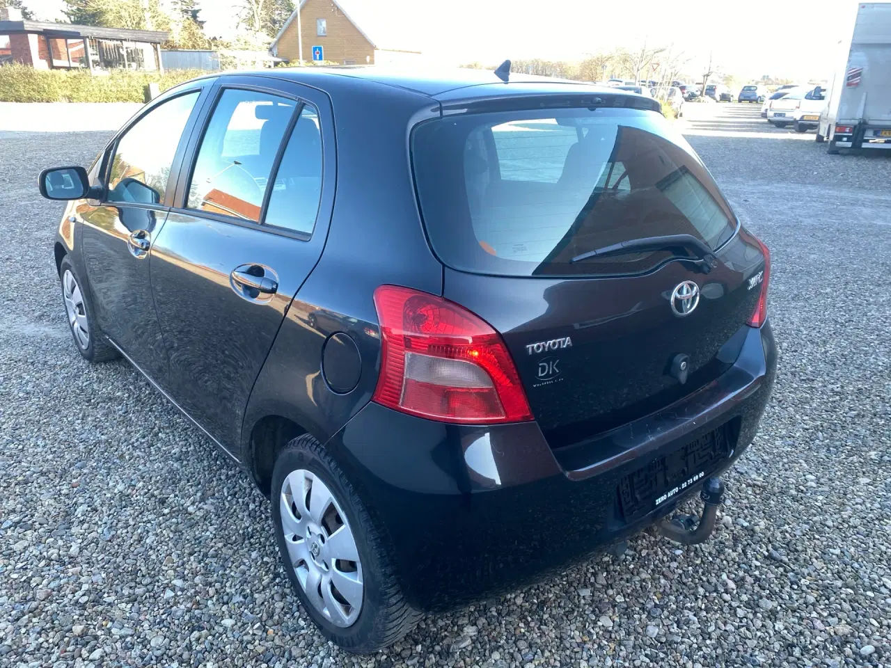 Billede 4 - Toyota Yaris 1,3 VVT-I Linea Terra 87HK 5d