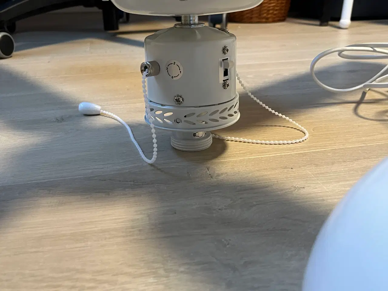 Billede 4 - Loftventilator med lys