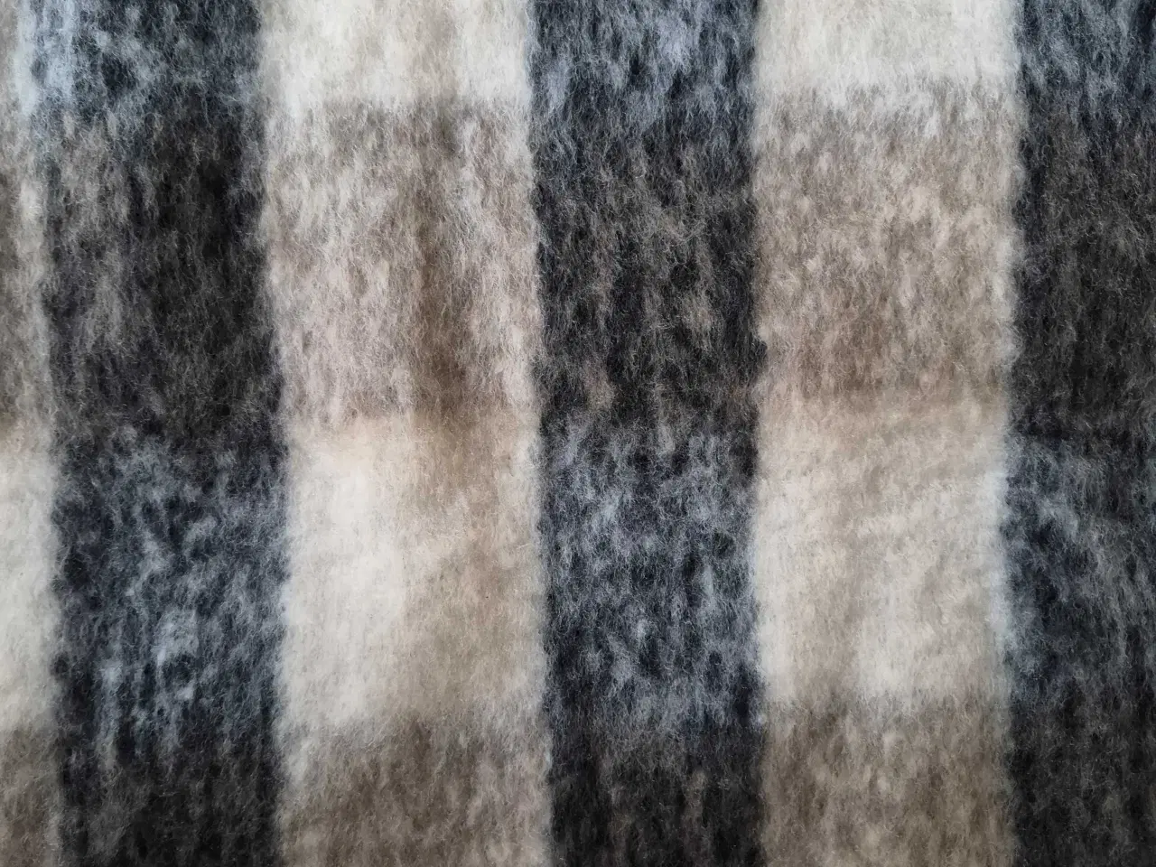 Billede 4 - Blødt halstørklæde 