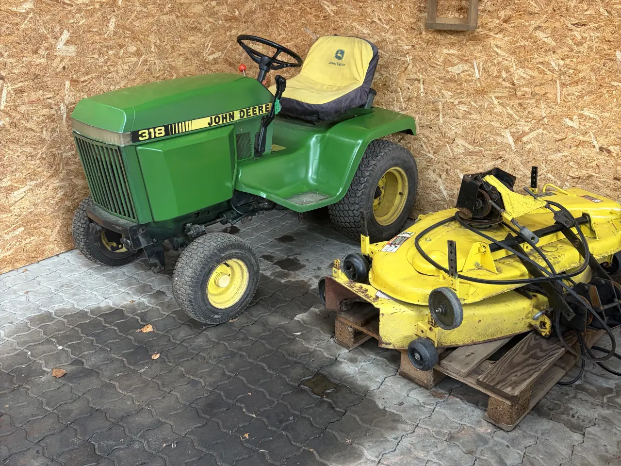 Billede 1 - John Deere 318