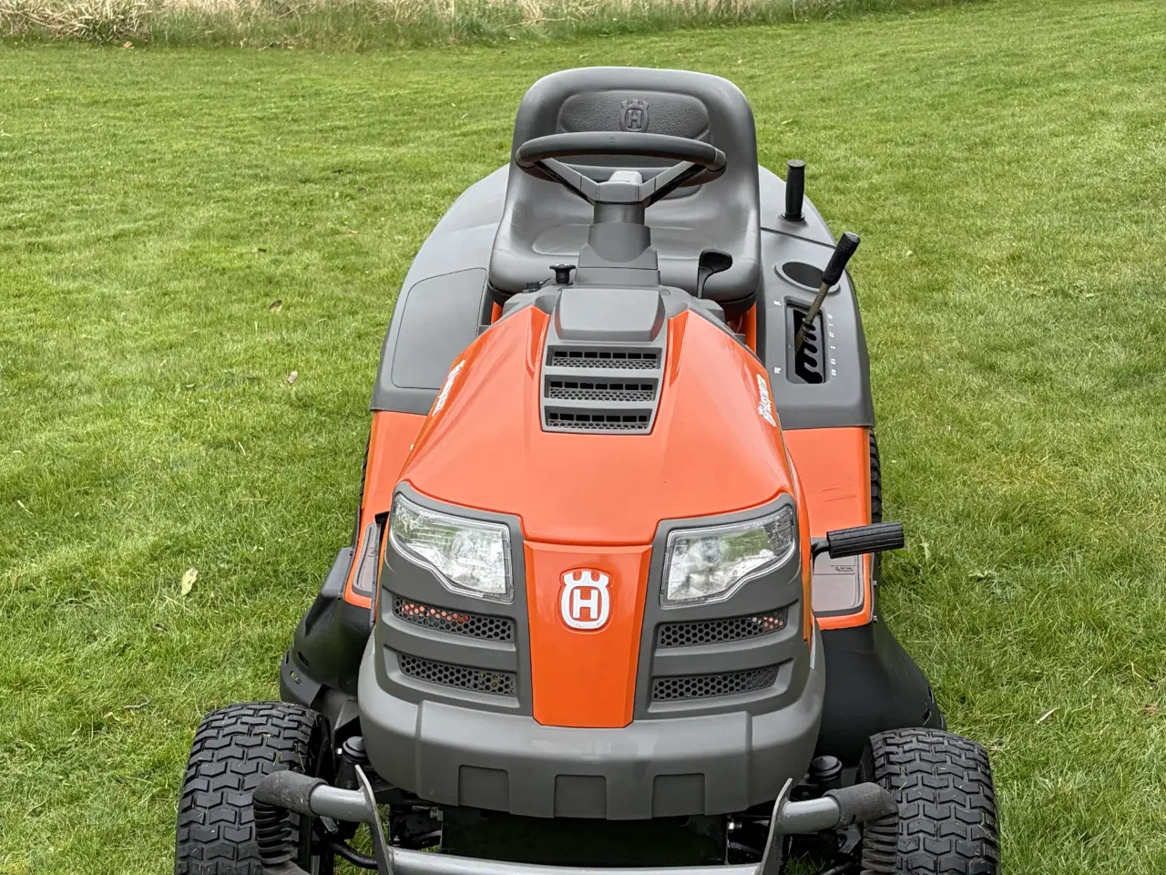 Billede 2 - Husqvarna TC238 Havetraktor