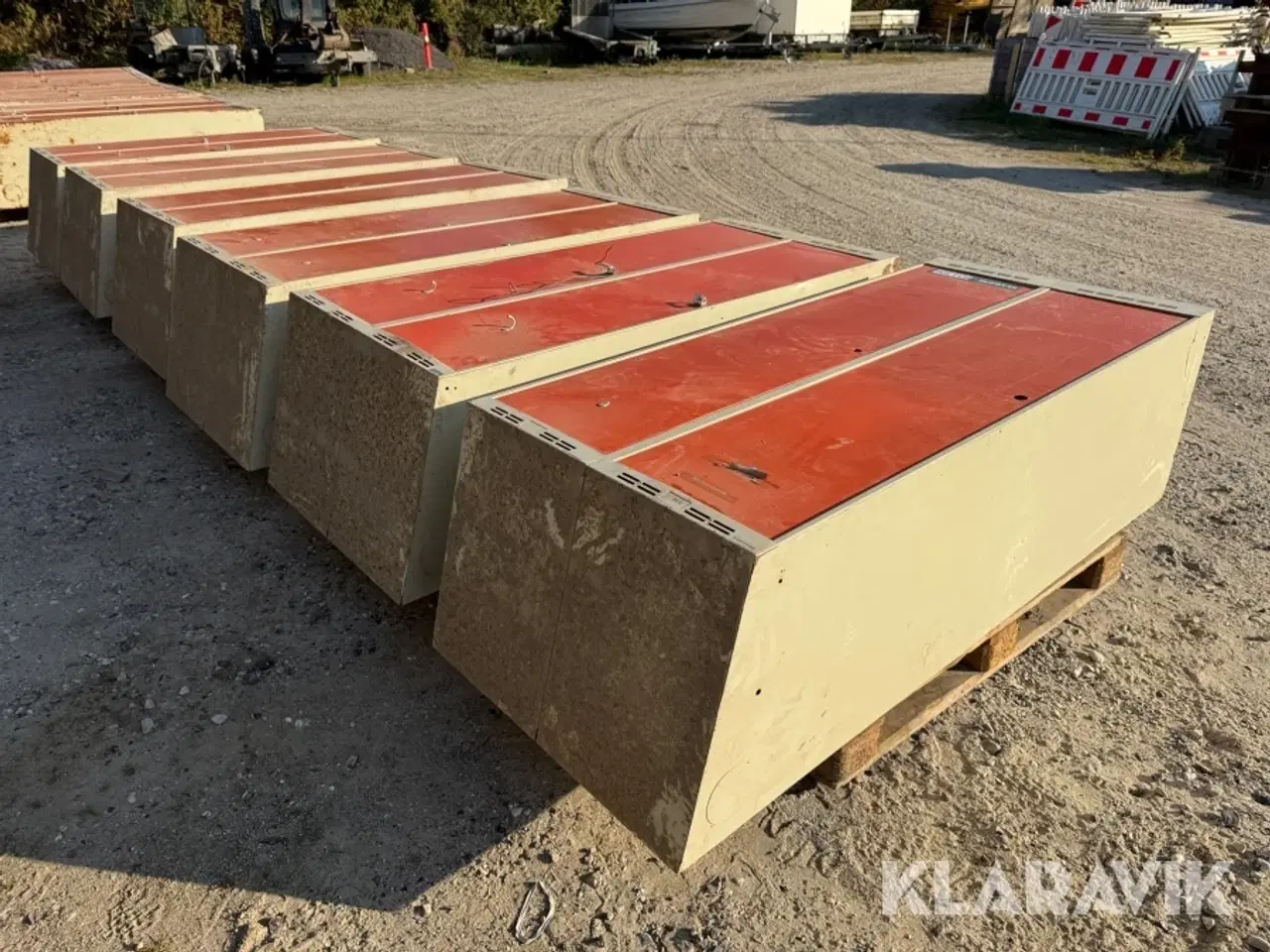 Billede 4 - Stålskabe 2 låger 6 stk.