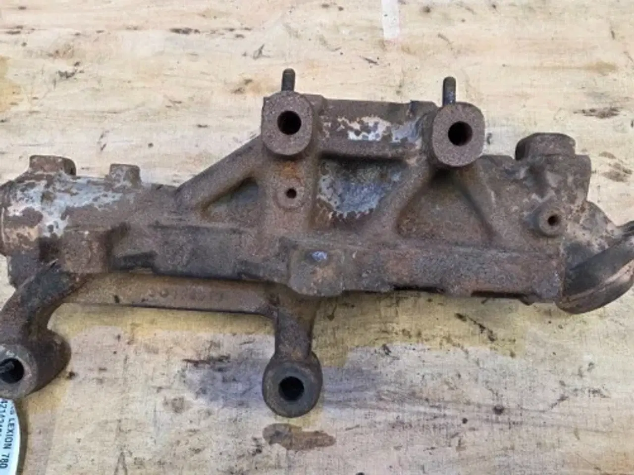 Billede 5 - Mercedes OM502LA Udstødningsmanifold R5421421009