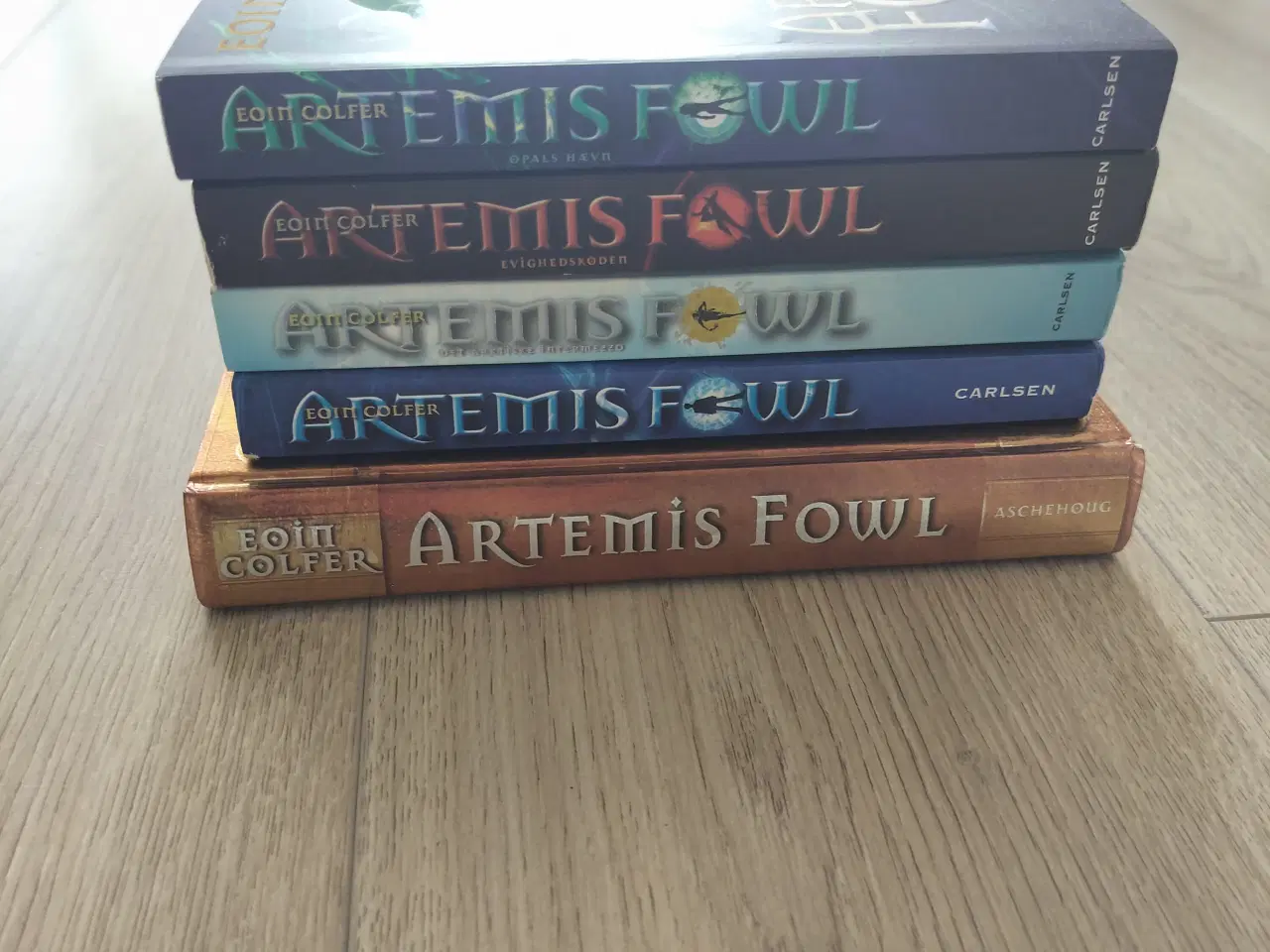 Billede 1 - Artemis Fowl af Eoin Colfer 