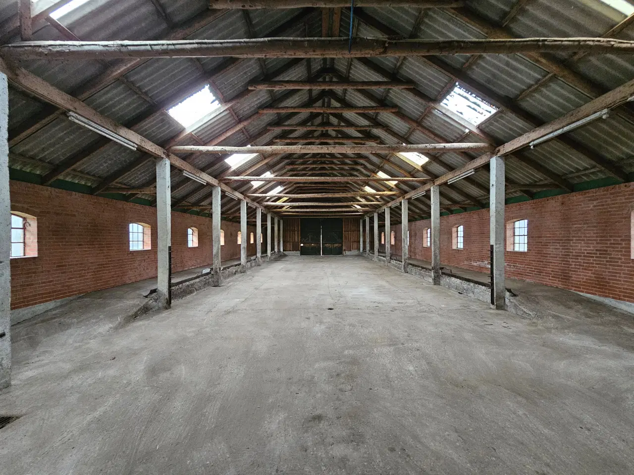 Billede 1 - Lagerhal på 271 m2 i Tjele