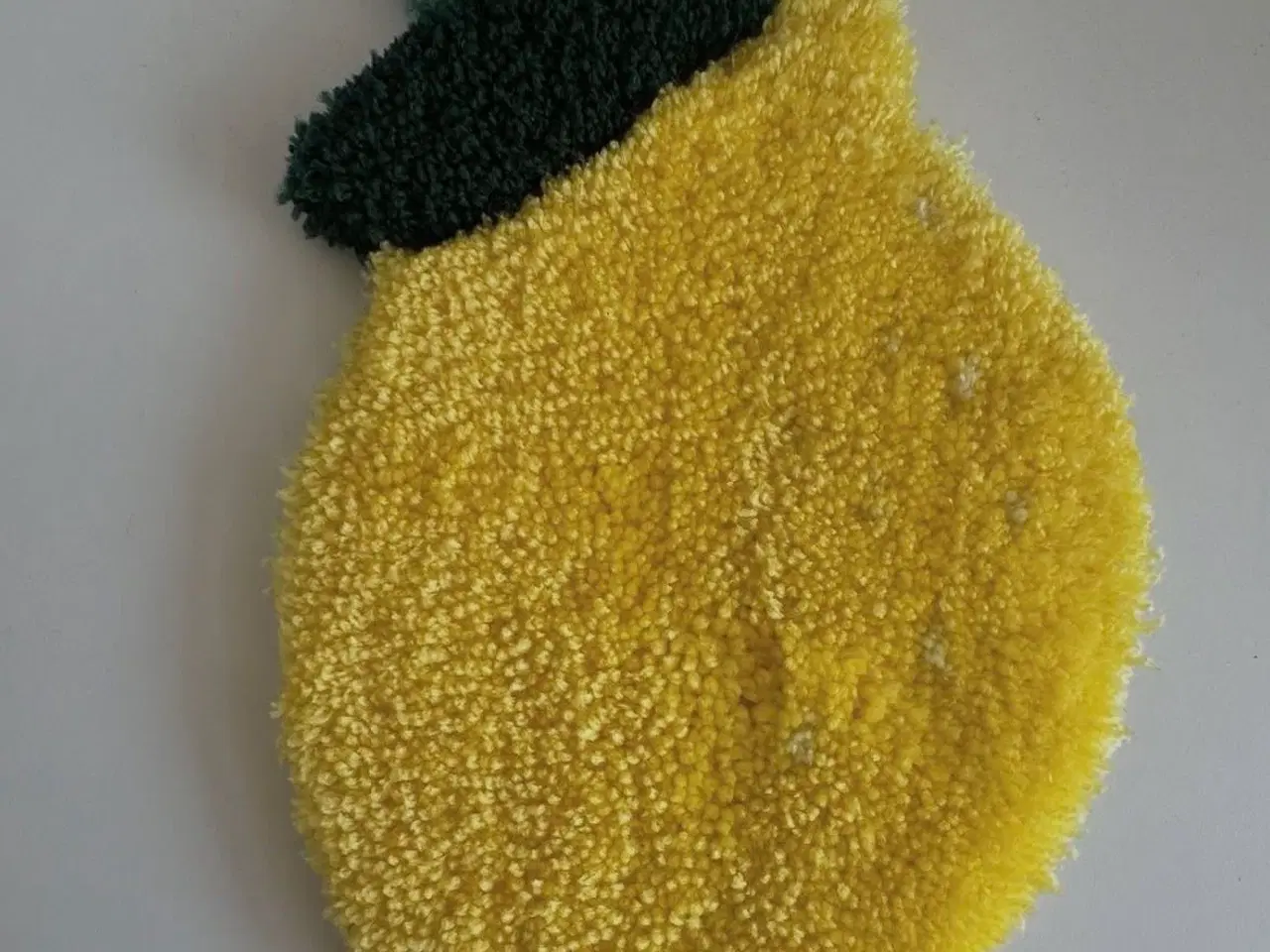Billede 1 - Tuftet vægtæppe- citroner