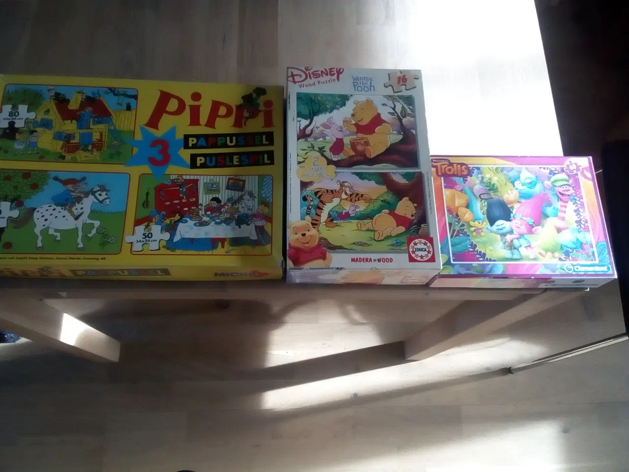 Billede 4 - Puslespil med enten Pippi, Peter Plys elle Trolls