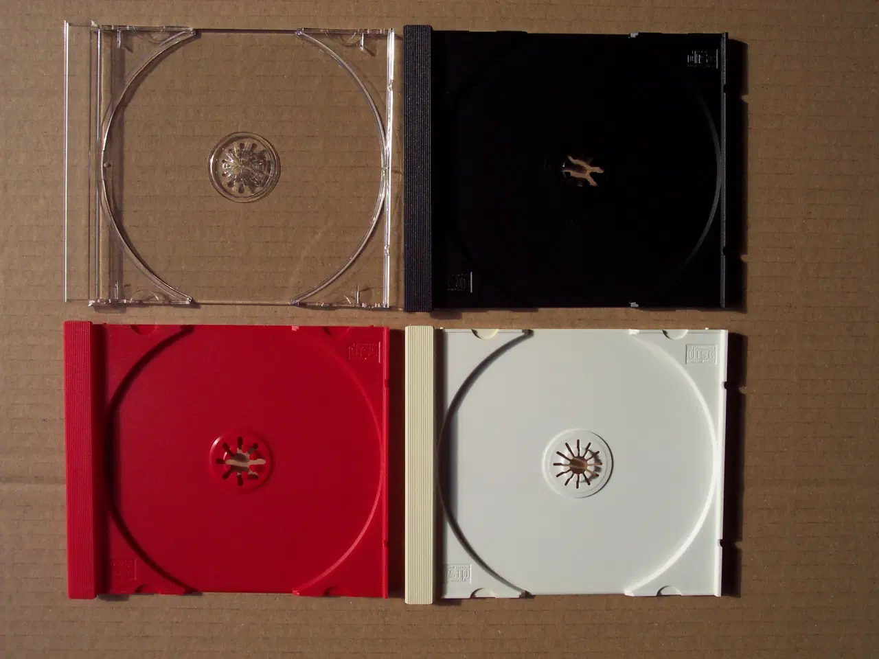 Billede 3 - CD PLAST COVERS. Brugte men intakte, og UDEN label