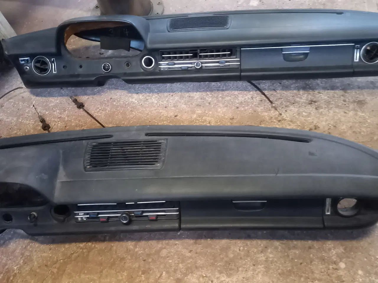 Billede 20 - Mercedes /8 reservedele