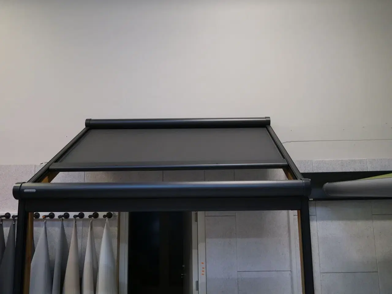 Billede 2 - Elektrisk afskærmning MARKILUX