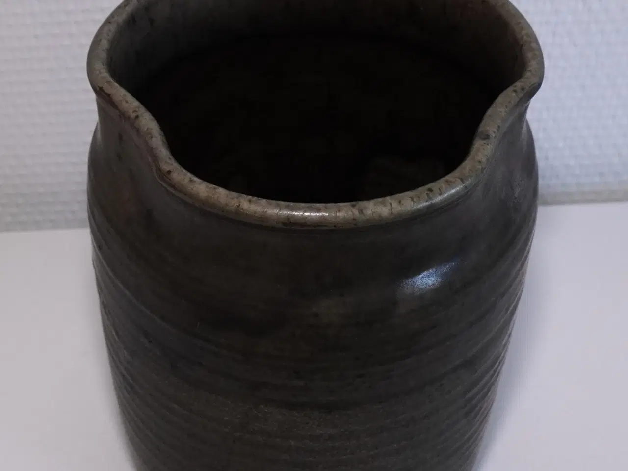 Billede 5 - Ældre vase i stentøj af Niels Peter Nielsen