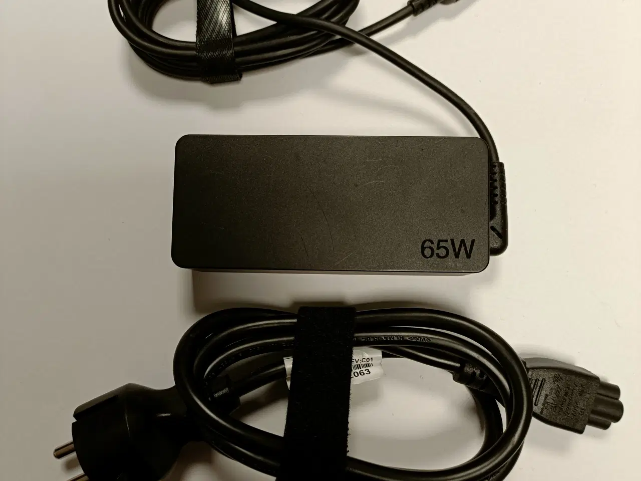 Billede 1 - Lenovo 65W USB-C strøm Adapter som ny.