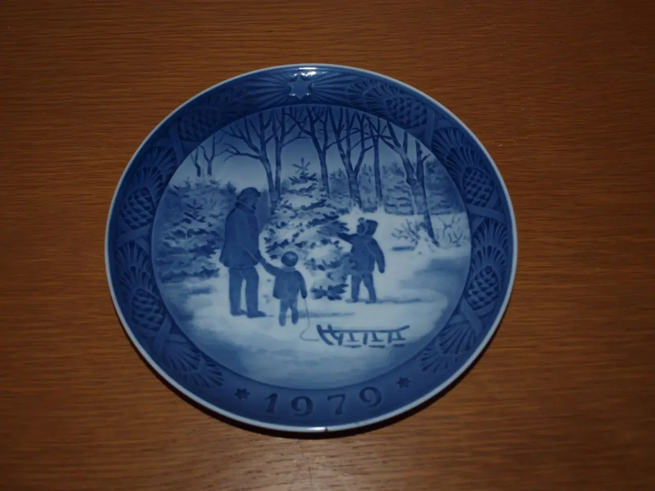 Billede 1 - Royal Copenhagen juleplatte 1979