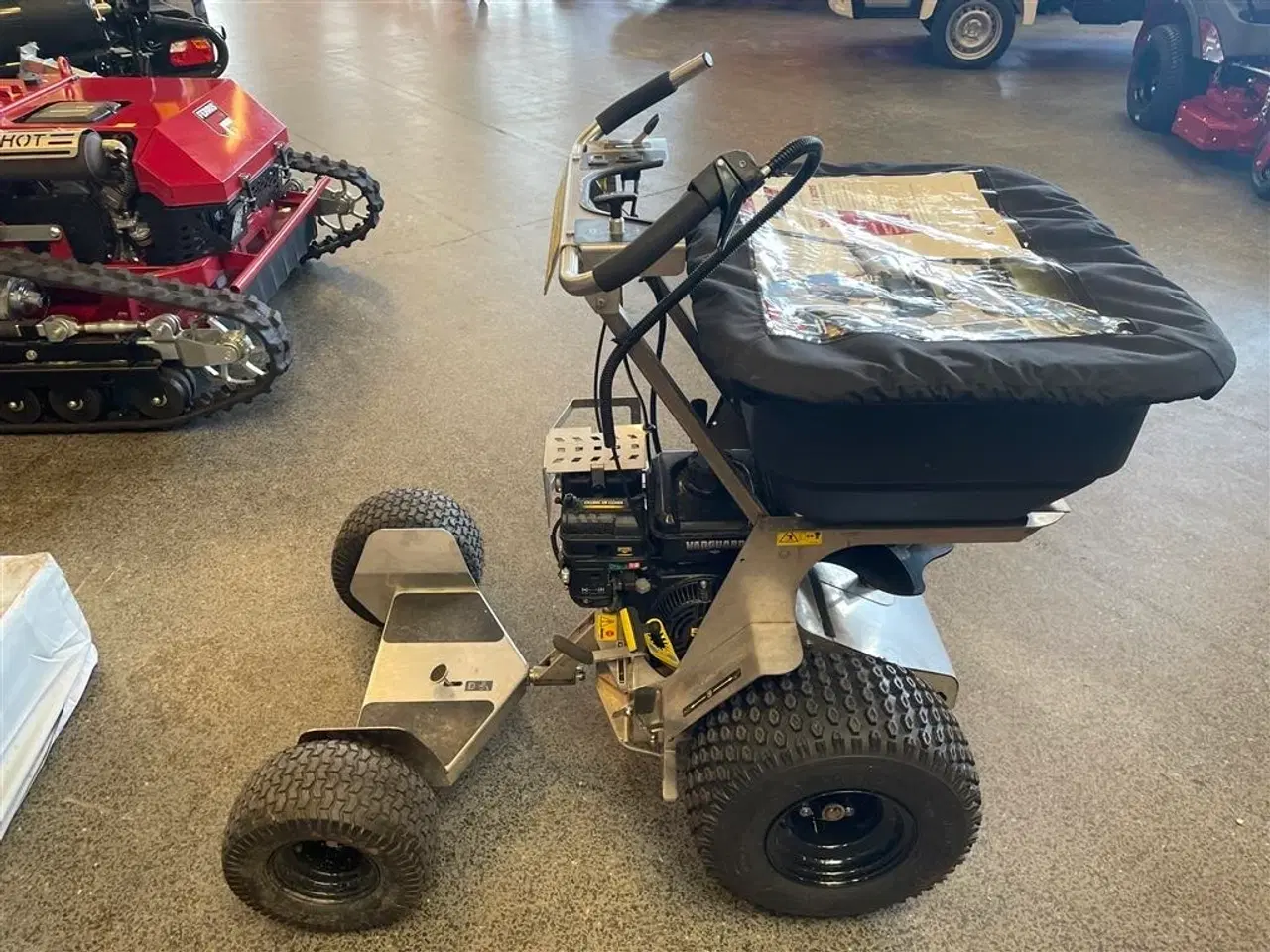 Billede 3 - Ferris Rover XS FS1200 Selvkørende gødningspreder / saltspreder