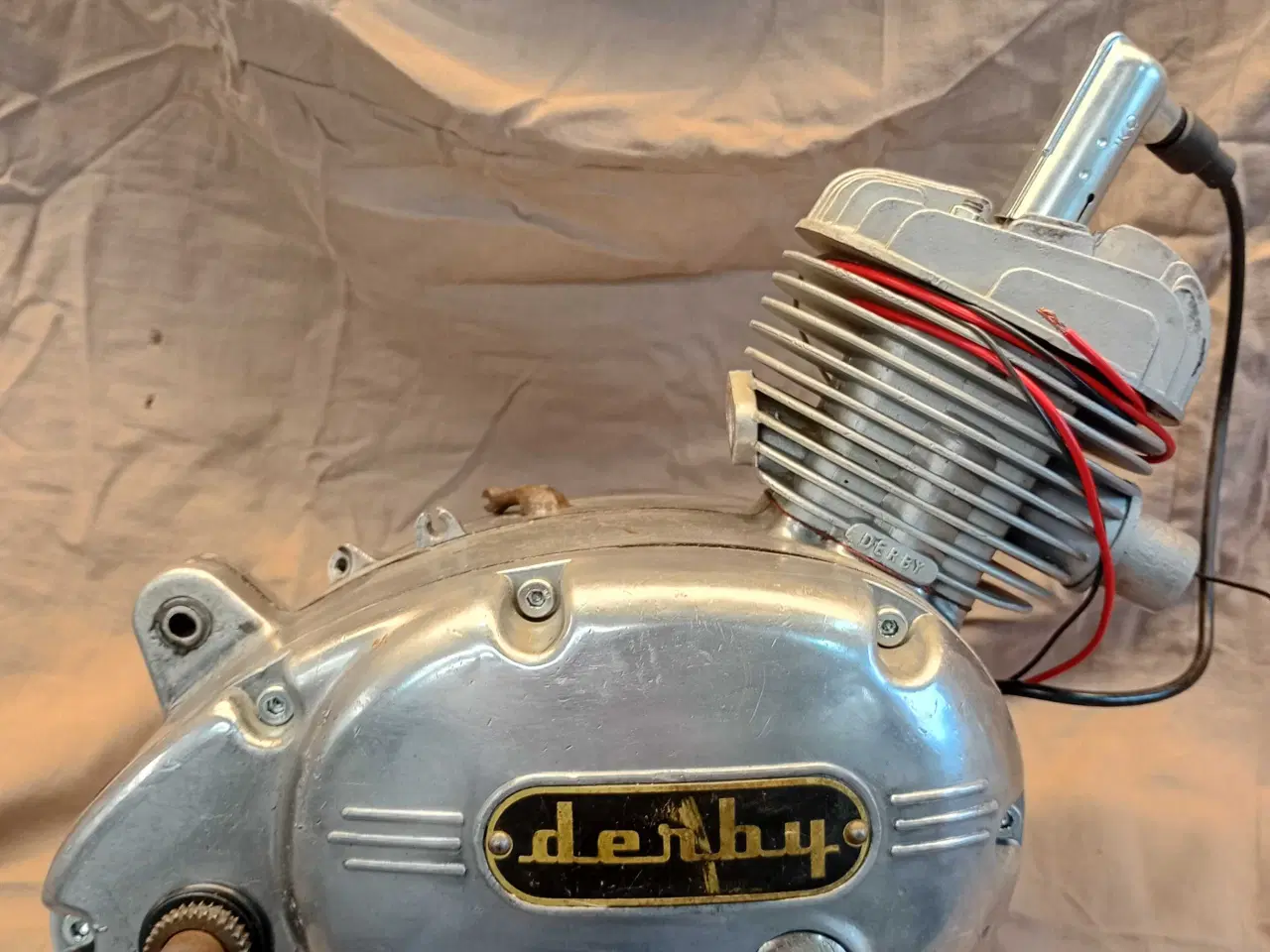 Billede 2 - Derby ferarri motor