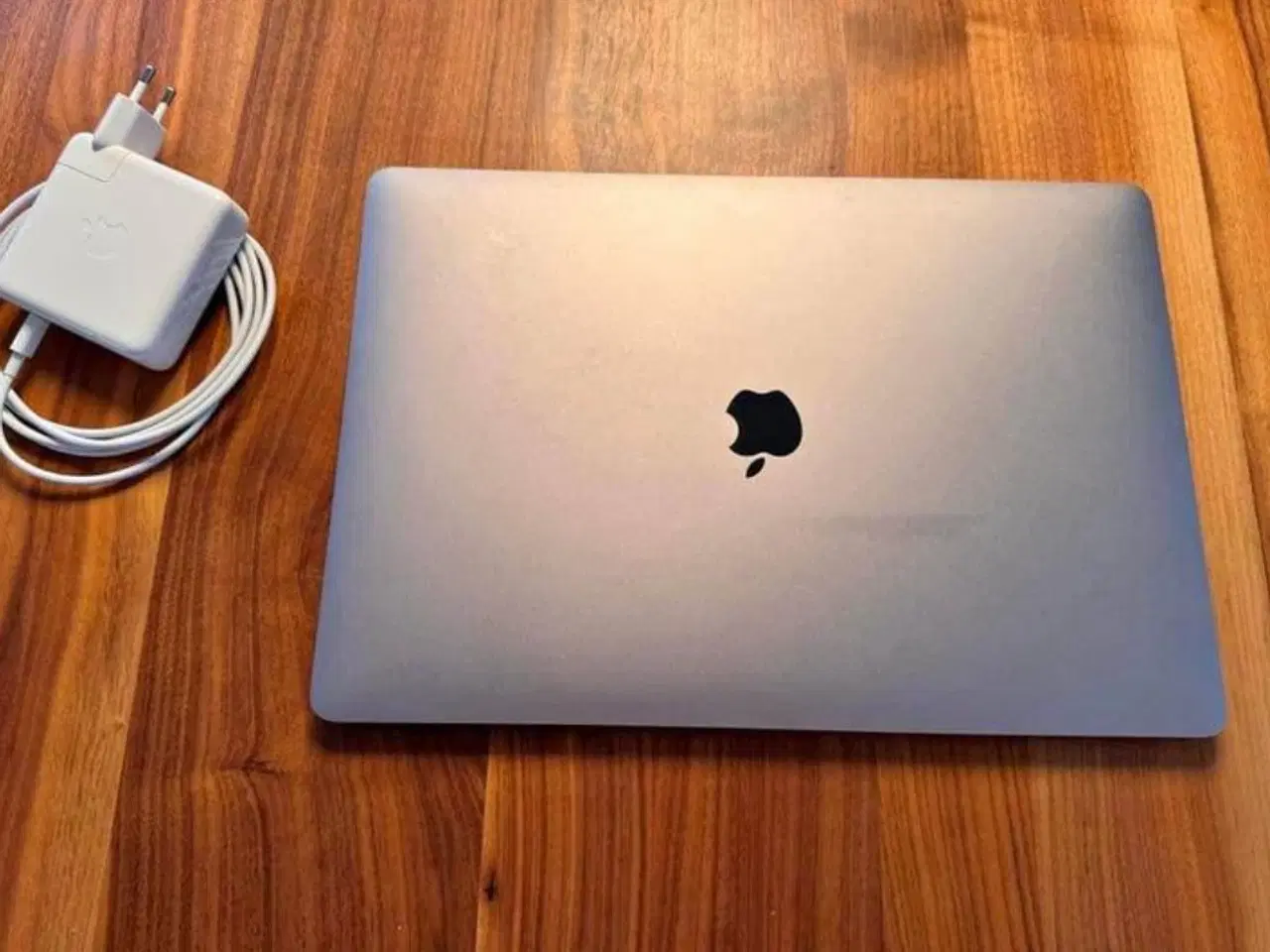 Billede 1 - MacBook Pro som ny