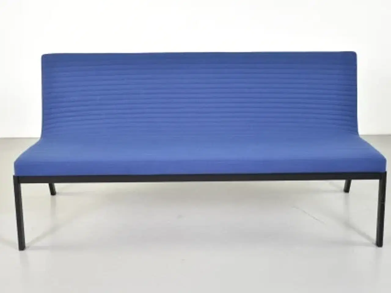 Billede 1 - Magnus olesen flow sofa i blå og sort