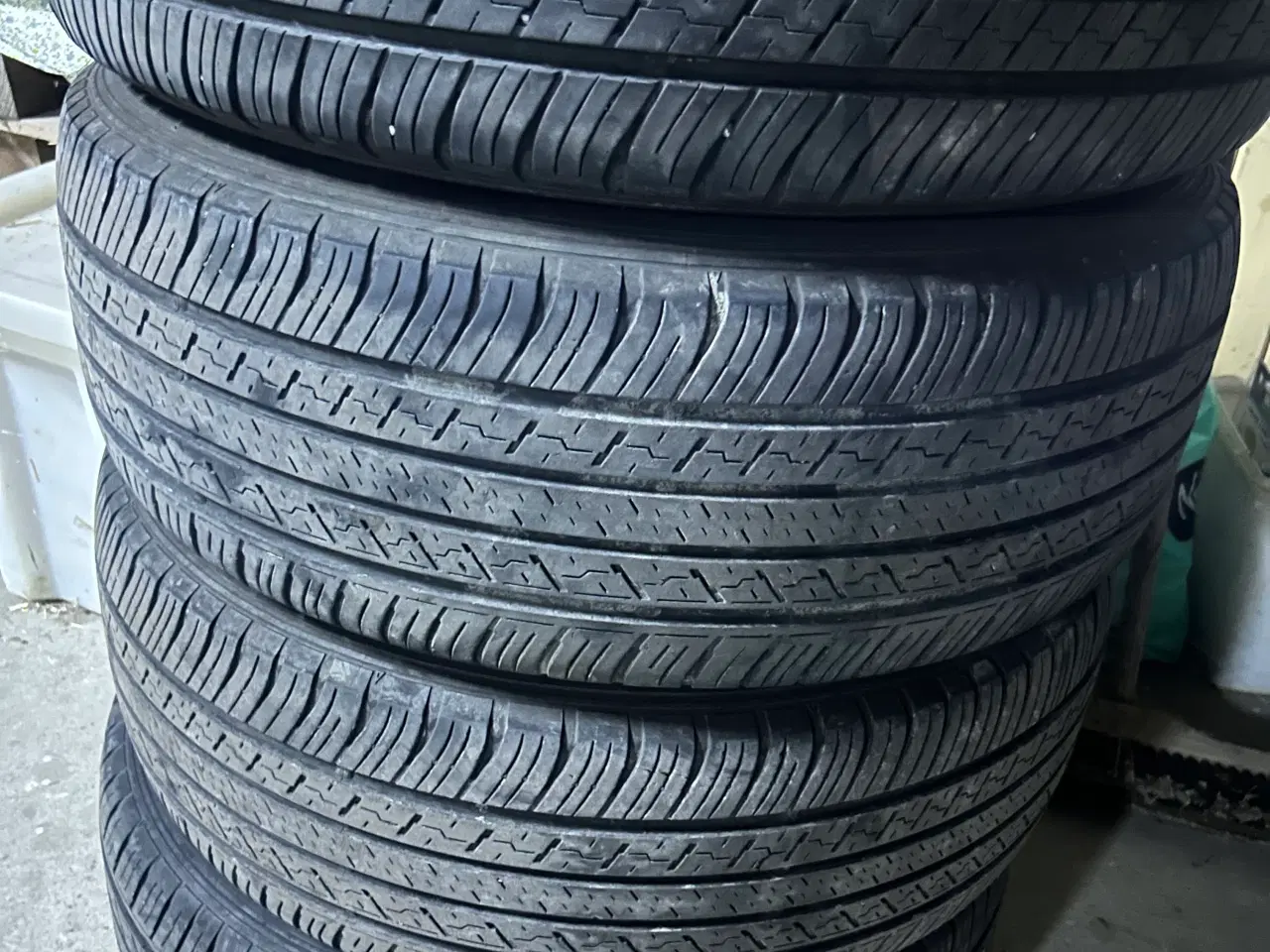 Billede 1 - Sommerdæk 235/55 R18