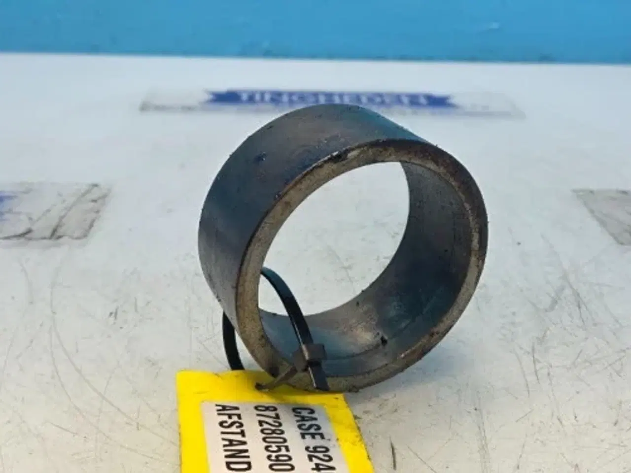 Billede 11 - Case  9240   Afstandsstykke   87280590