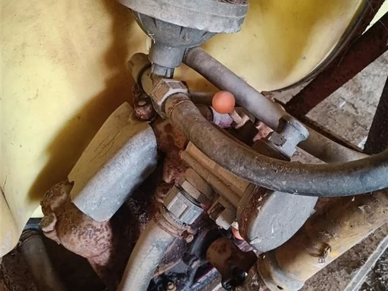 Billede 7 - Hardi 600 liter 12 meter med fronttank  MOMSFRI