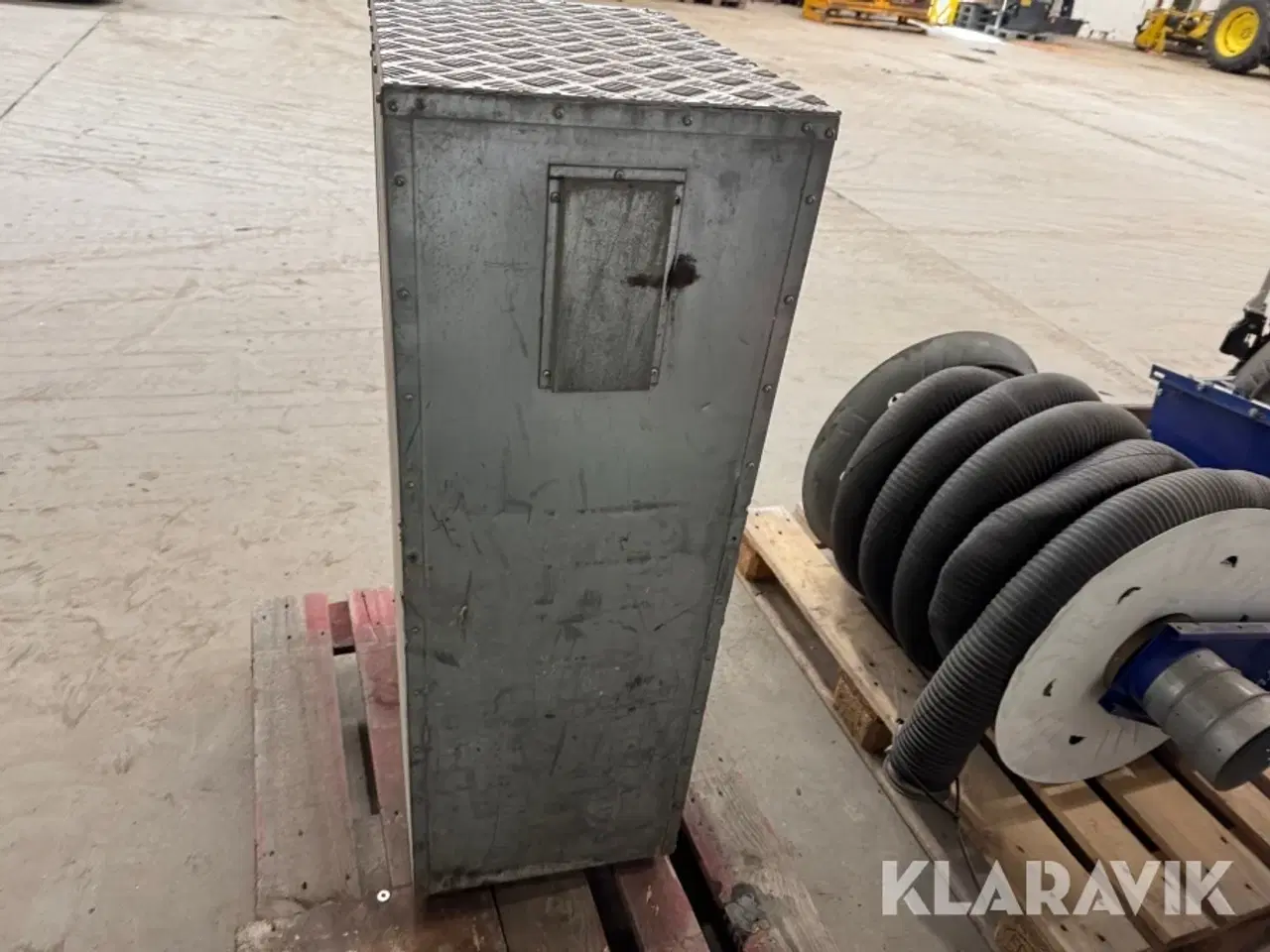 Billede 7 - Redskabsskab D60cm B39cm H110cm