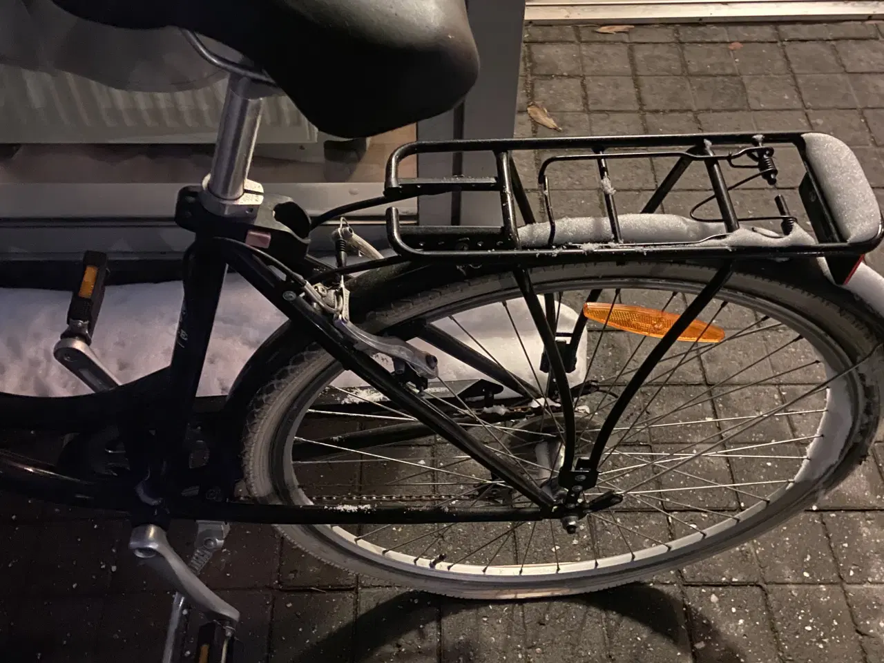 Billede 3 - Cykel. M hjelm, lås og lys