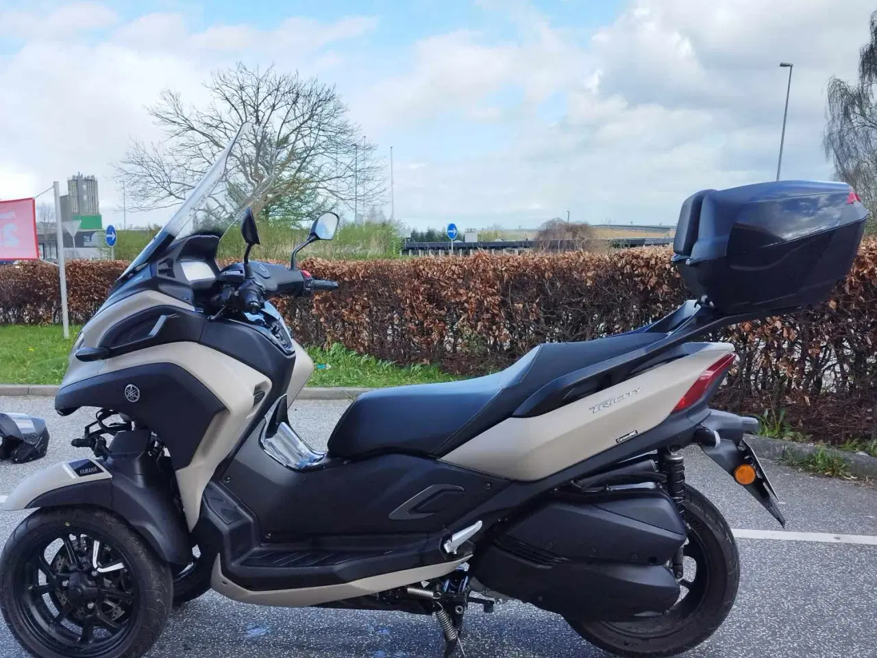 Billede 5 - Yamaha Tricity 300cc som må køres med Bikørekort