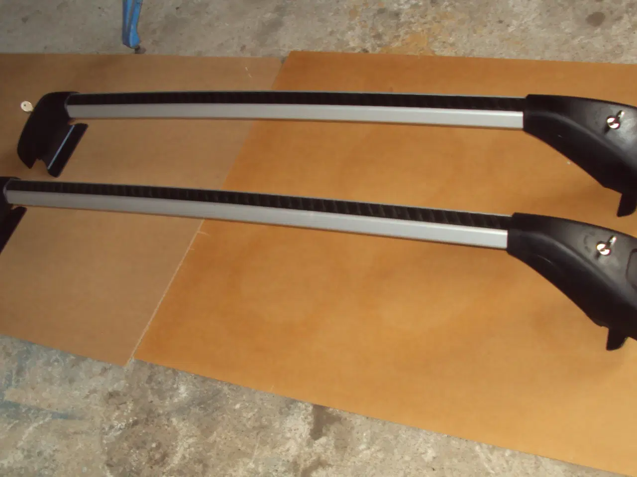 Billede 1 - Tagbøjler til Volvo