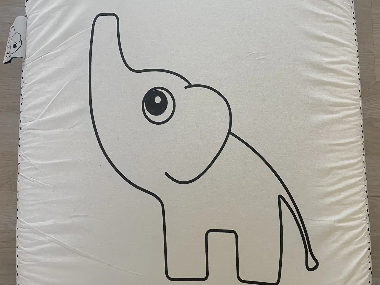 Billede 1 - Done by Deer puslepude - gratis fragt kan tilbydes