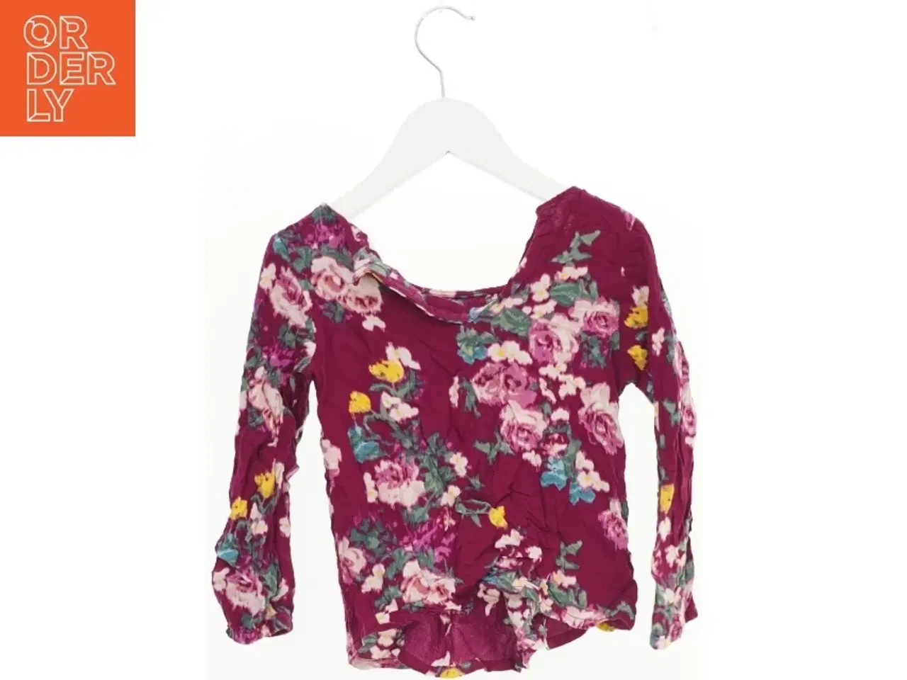 Billede 1 - Bluse (str. 110 cm)
