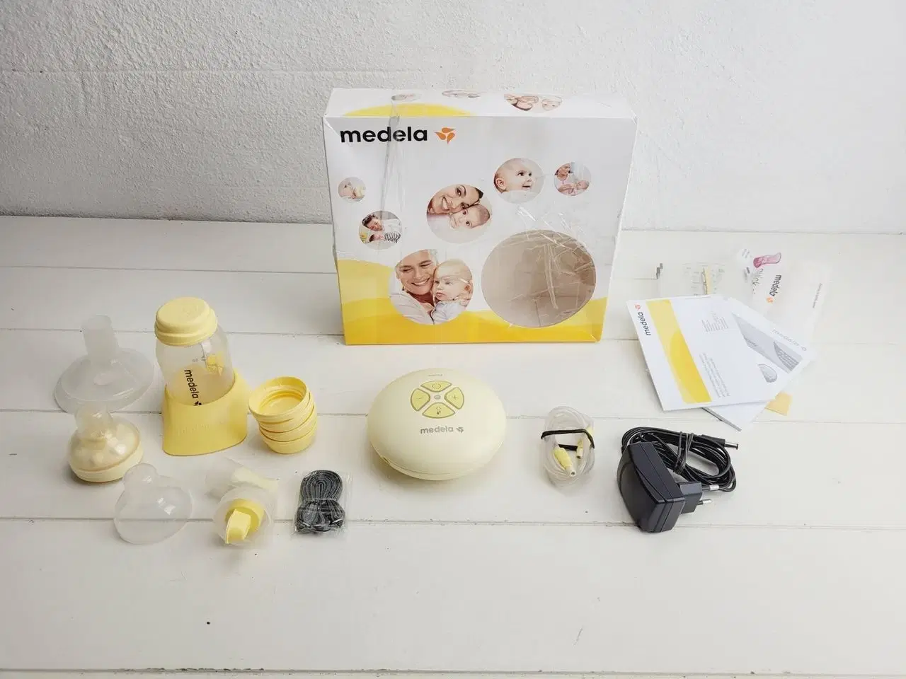 Billede 1 - ⭐️- Medela Brystpumpe m/ Tilbehør