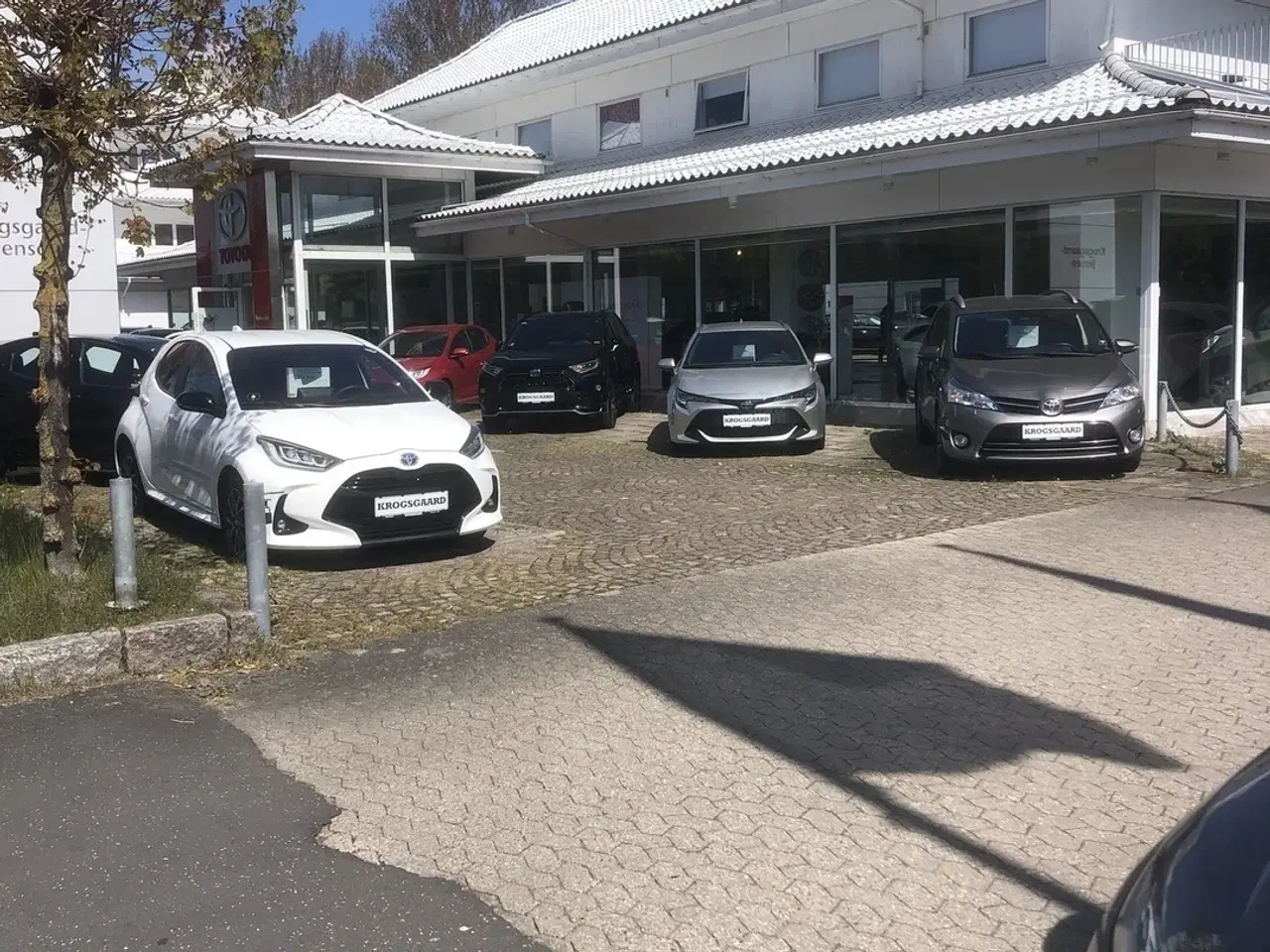 Billede 2 - Automobiler - salg og værksteder