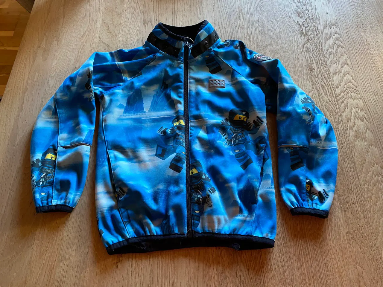 Billede 17 - Jakke Hummel, Tshirt Hummel 116,