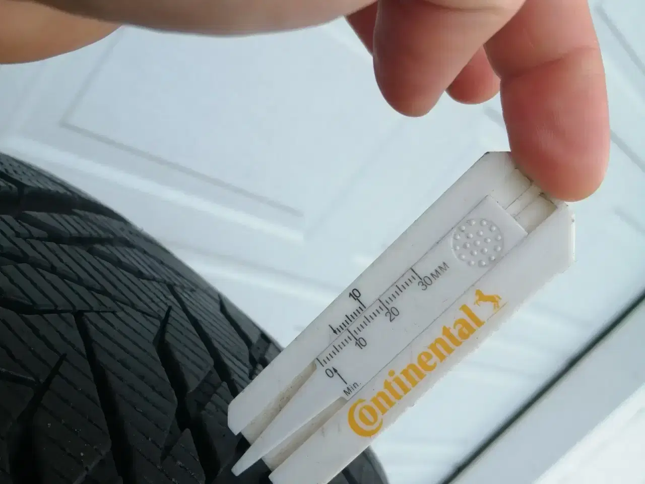Billede 11 - Vinterdæk 19" Kombisæt 225-40-19 og 255-35-19 