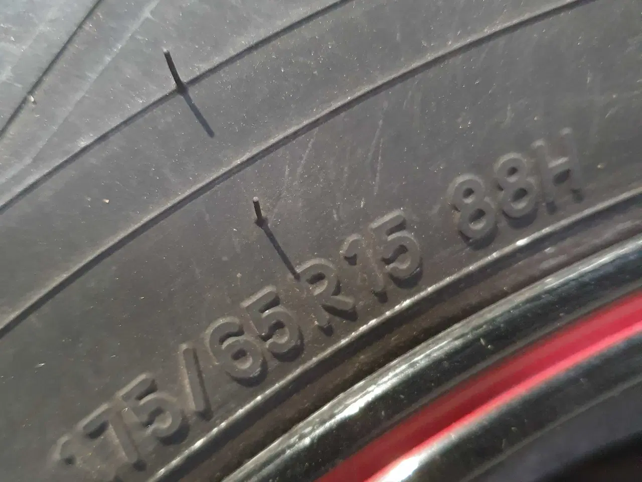 Billede 2 - Suzuki Swift sommerhjul med flotte alufælge