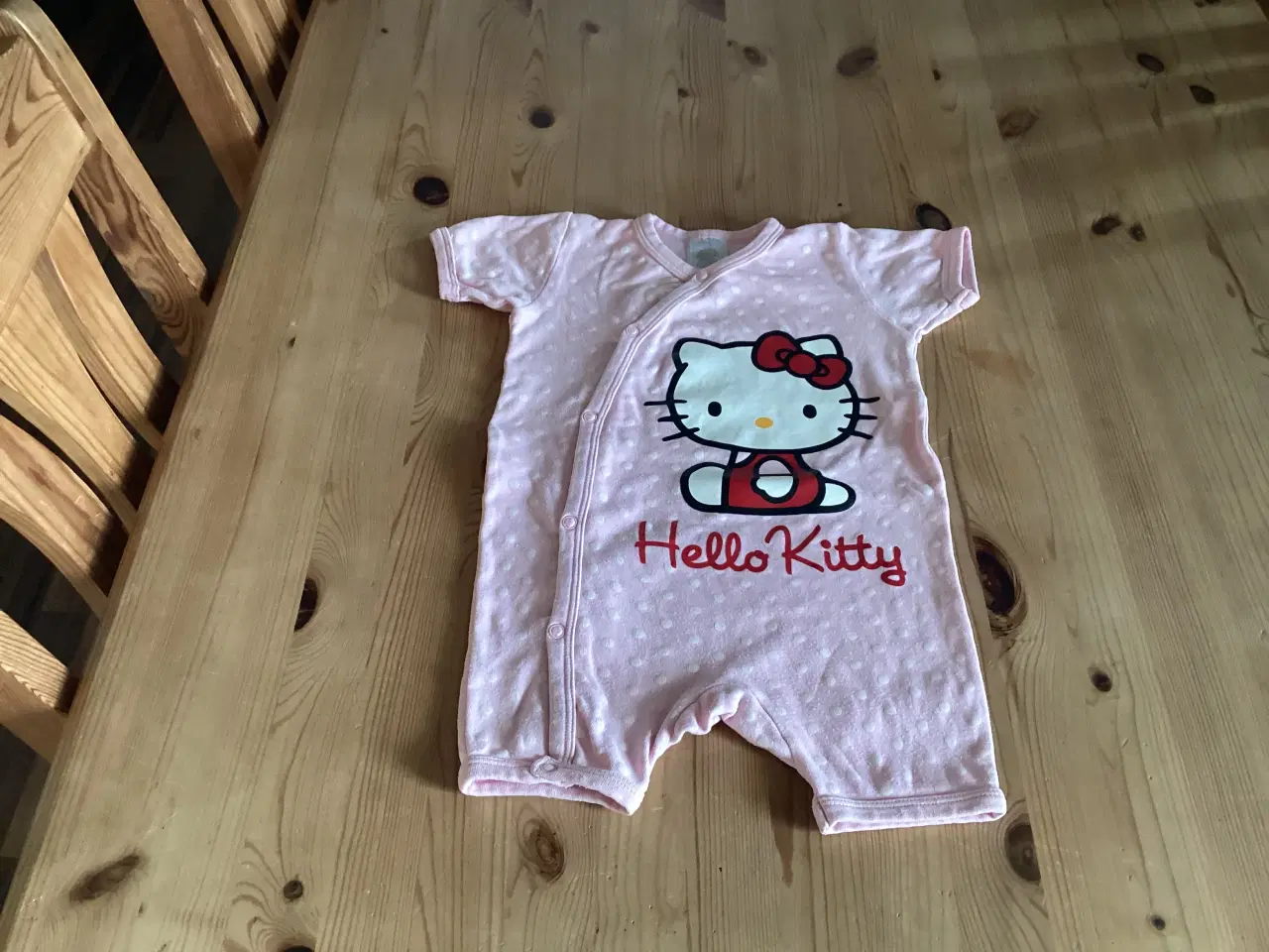 Billede 10 - Hello Kitty, Bikini,er / Toilet Tasker, Tøj Forsk 