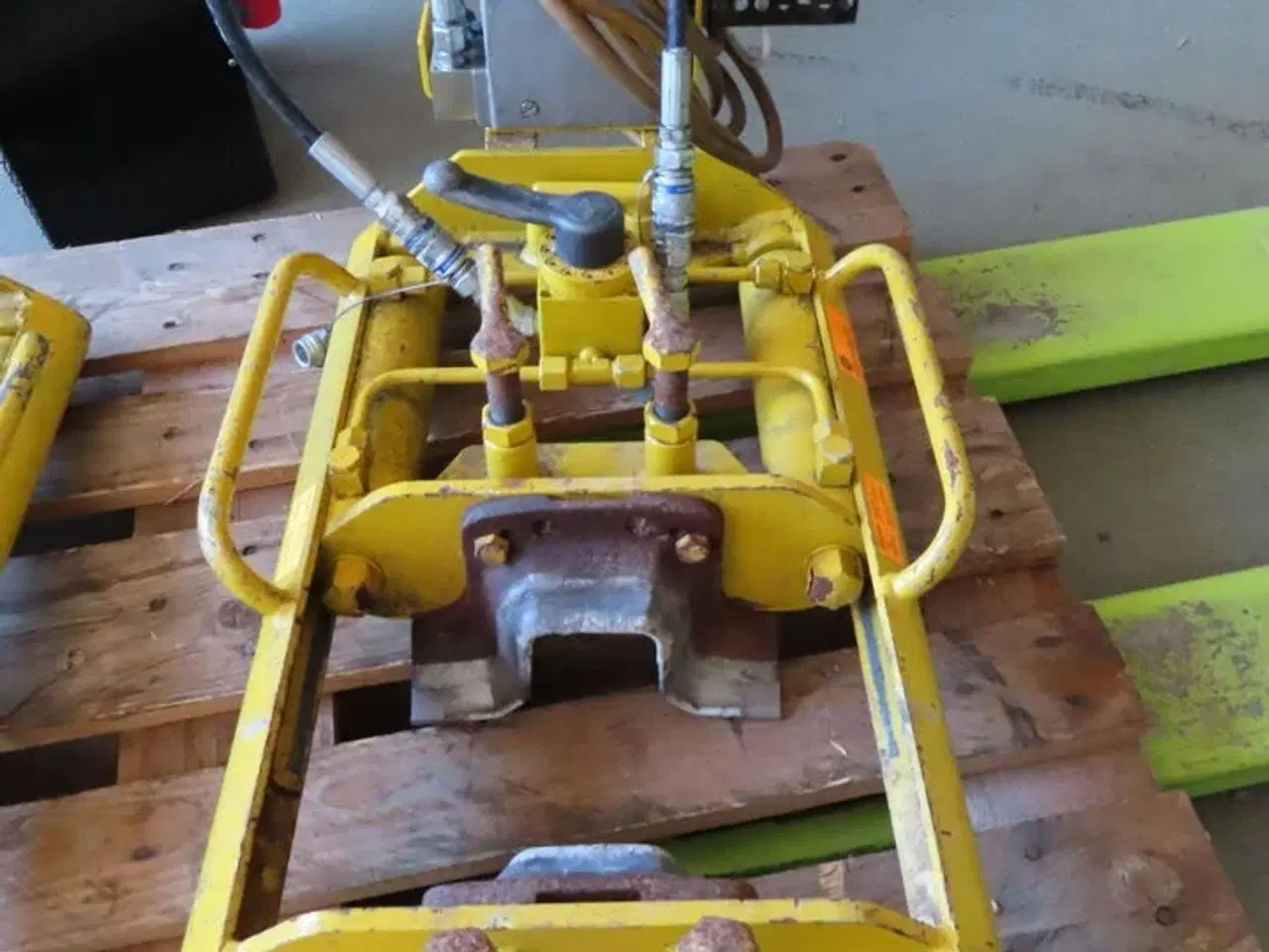 Billede 2 - Hydraulisk skinnesvejsetrimmer, Elektro-Thermit U-LW 642