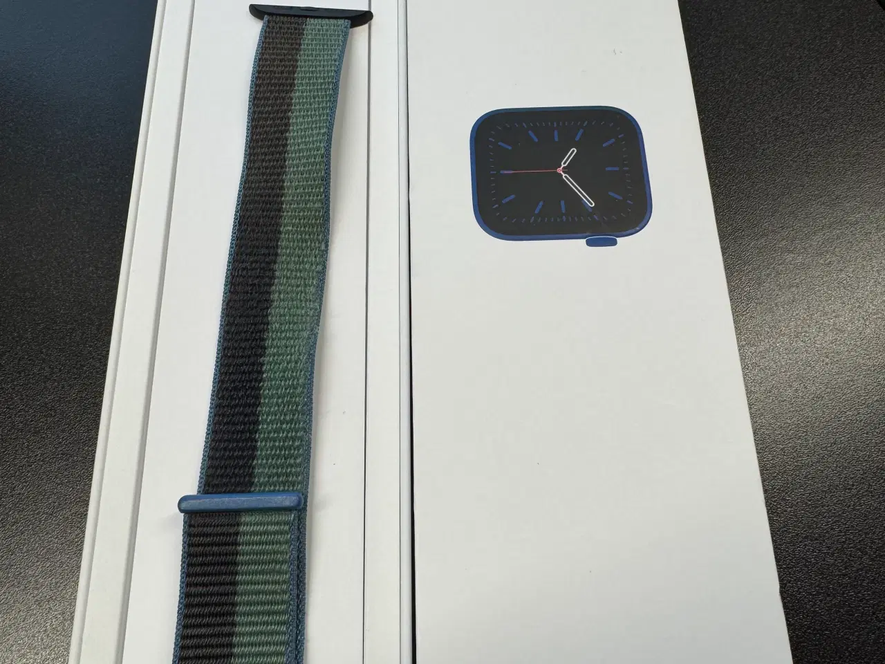 Billede 2 - Applewatch 44mm fra 2021.
