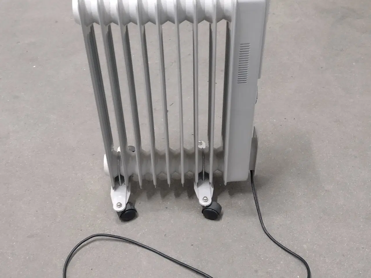 Billede 1 - Olieradiator 