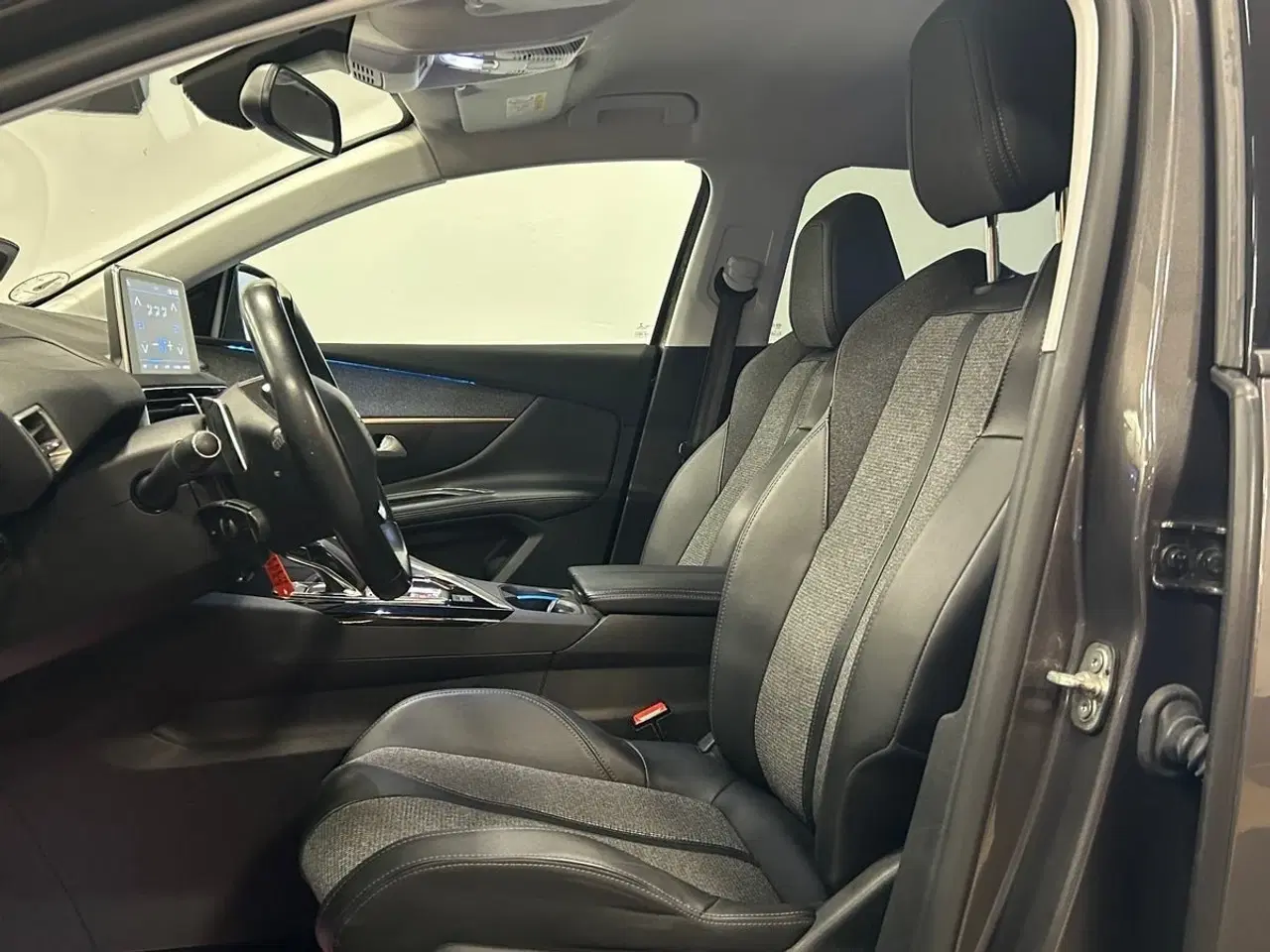 Billede 18 - Peugeot 5008 1,2 e-THP 130 Allure EAT6 7prs