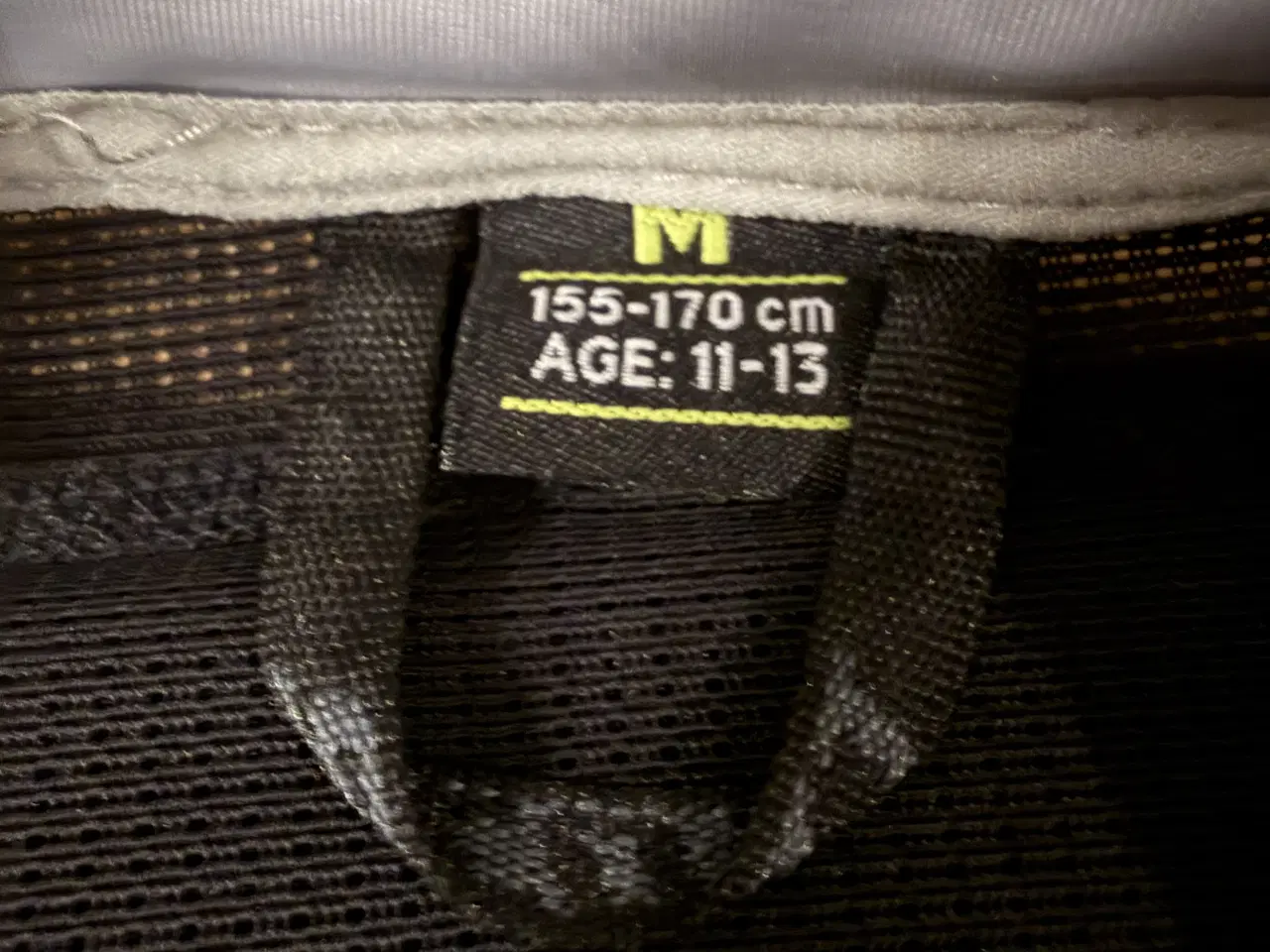 Billede 3 - Super flot rygskjold