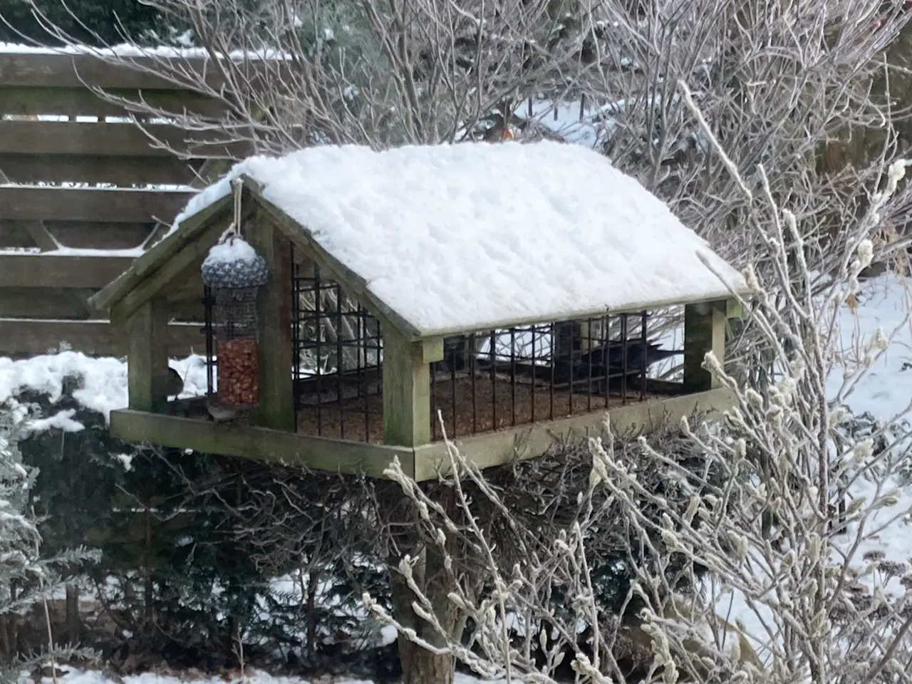 Billede 6 - Fine og holdbare foderbræt til havens fugle