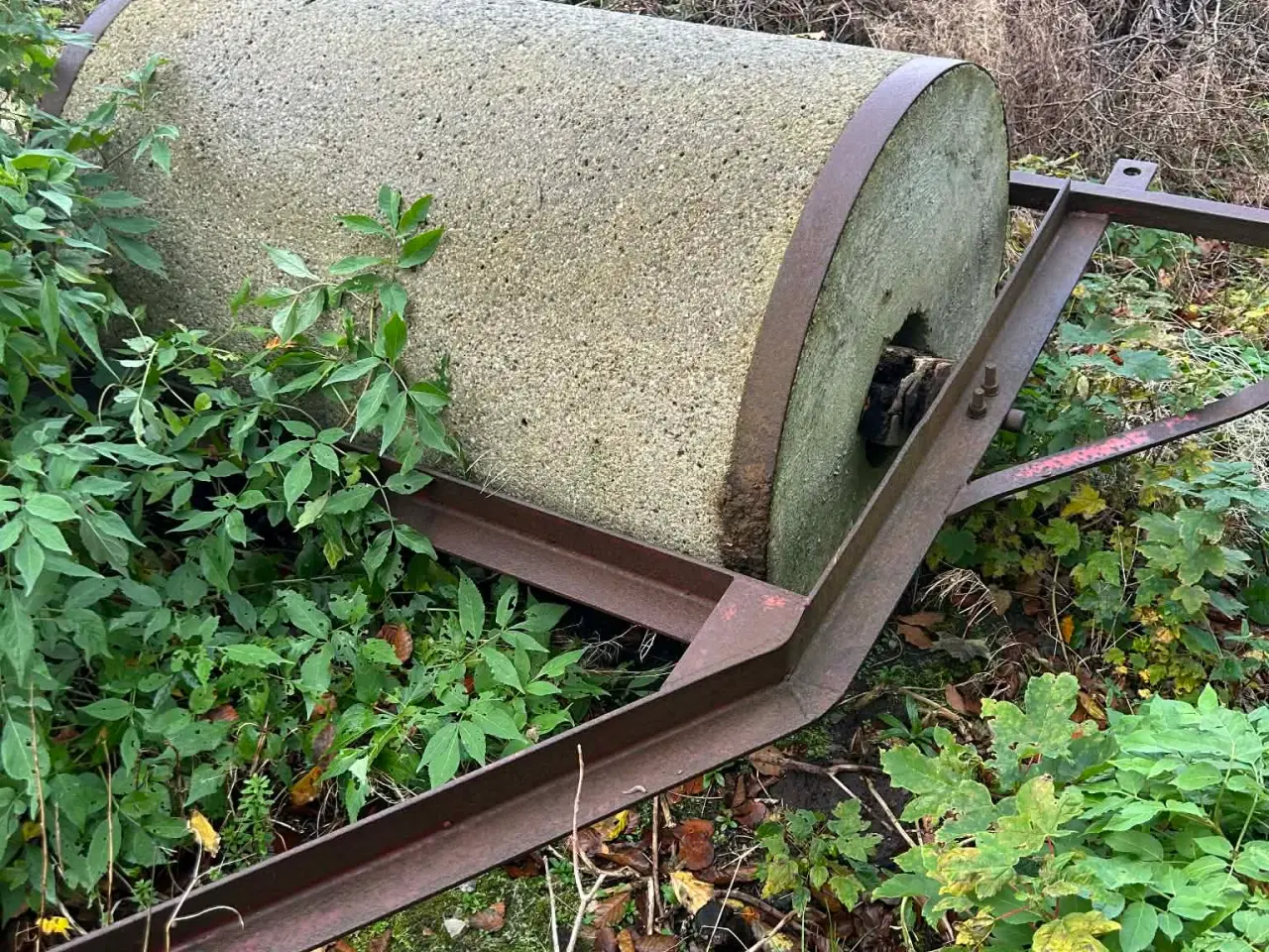 Billede 1 - Agerskov cement-tromle