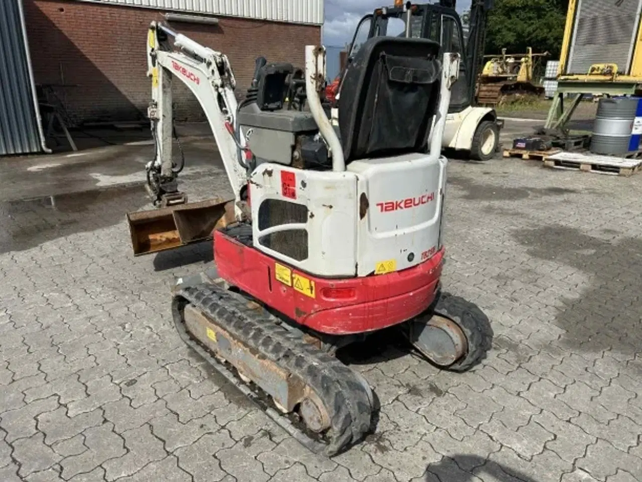 Billede 3 - Takeuchi TB210R - Minigraver / Tiltman og 2 skolve