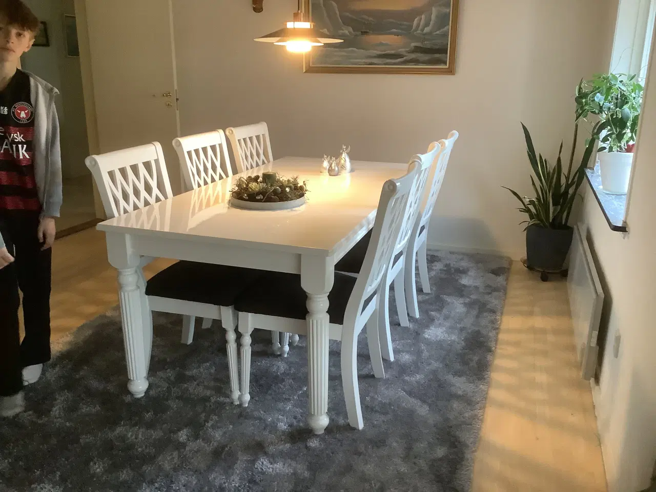 Billede 5 - Spisebord med 6 stole