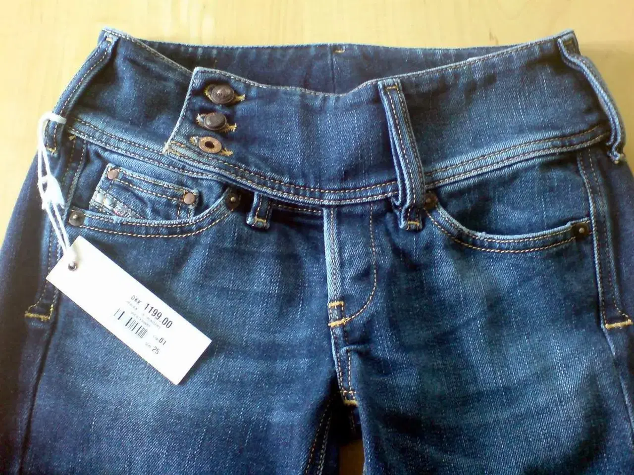 Billede 2 - Nye Diesel jeans ca. str 14/16 år