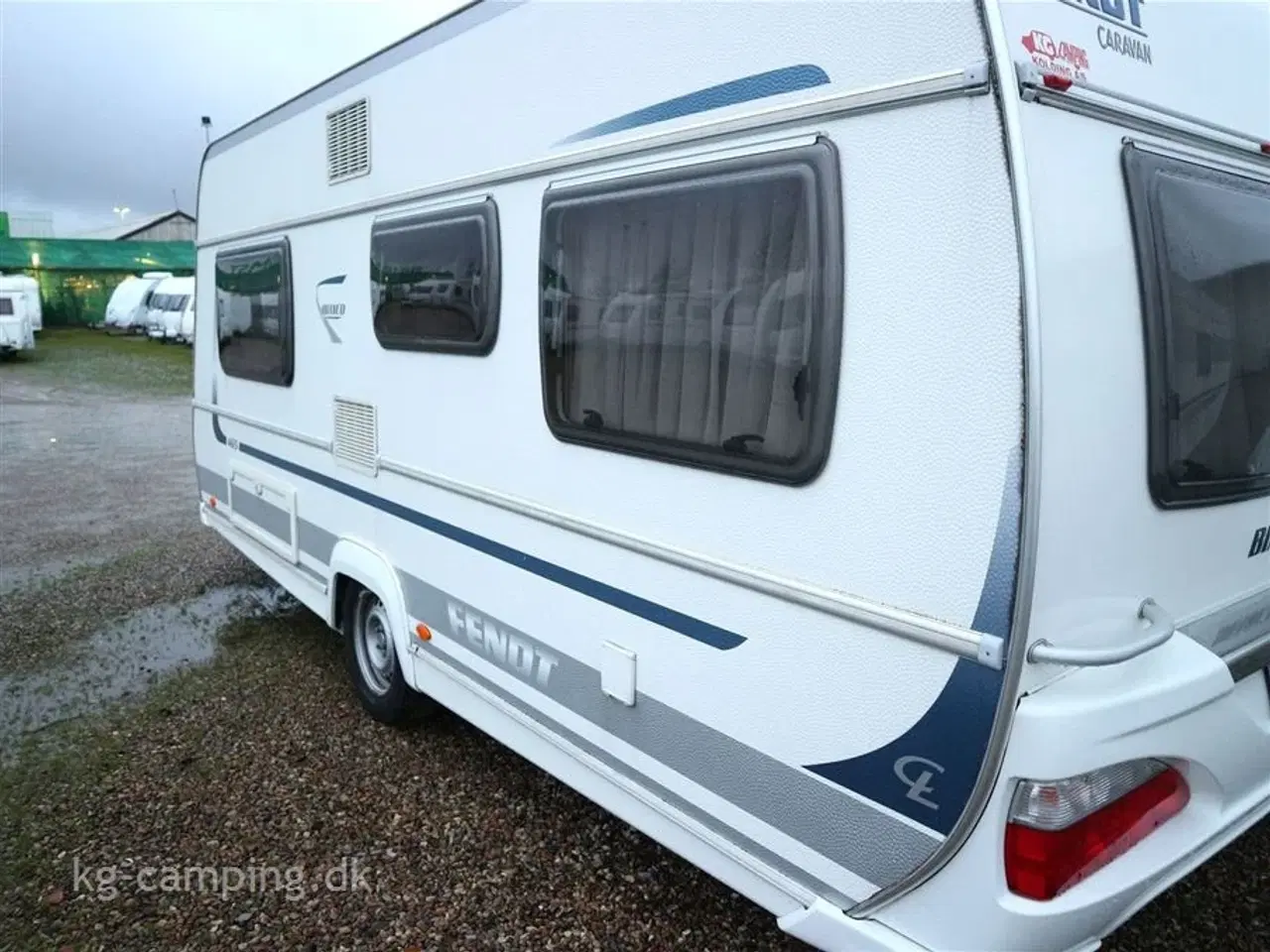 Billede 3 - 2012 - Fendt Bianco 465 SFB Meget velholdt rejsevogn med stor lasteevne. Leveres med Isabella Sun Shine og mover.