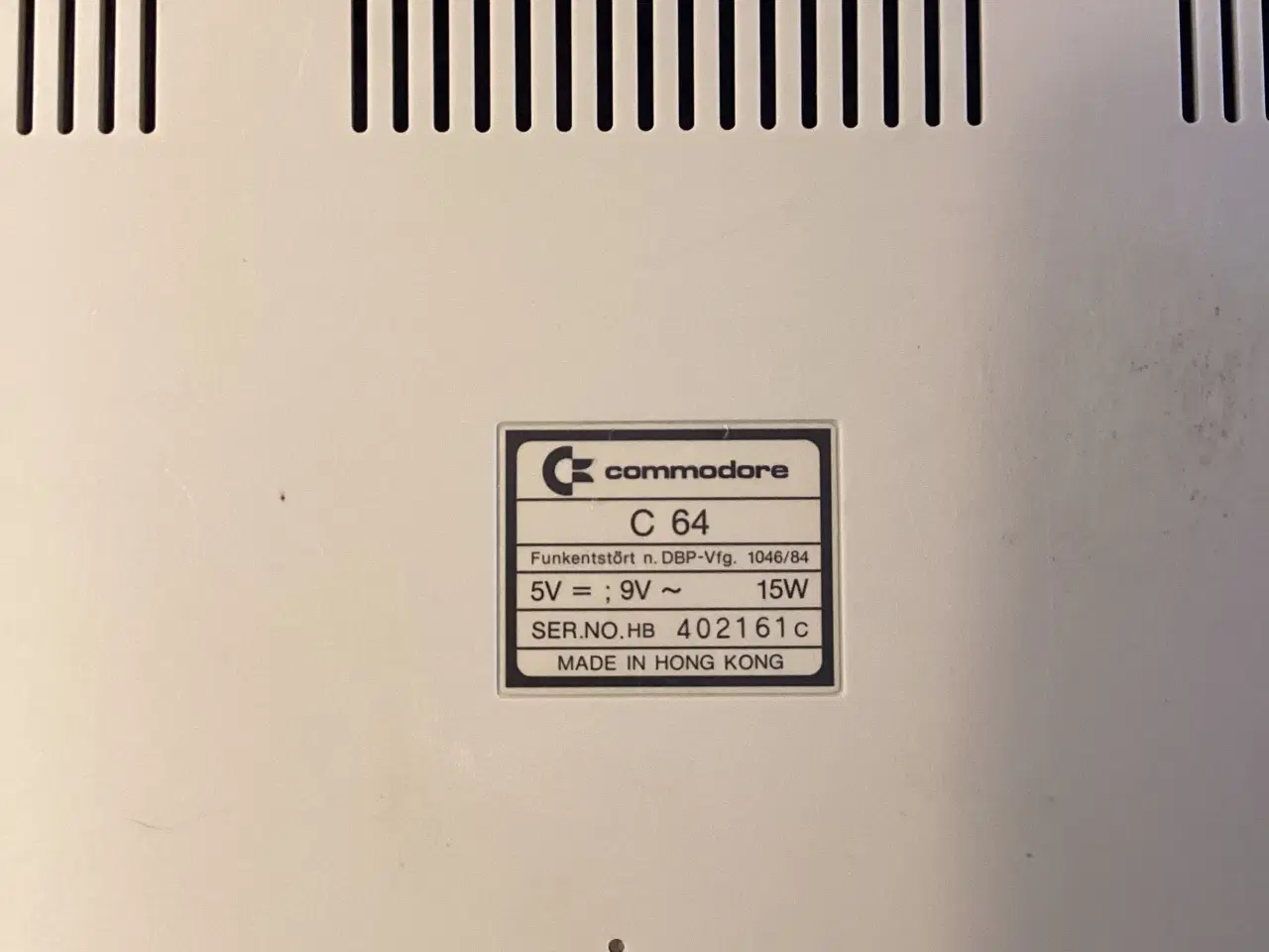 Billede 2 - Commodore 64 med spil og tilbehør