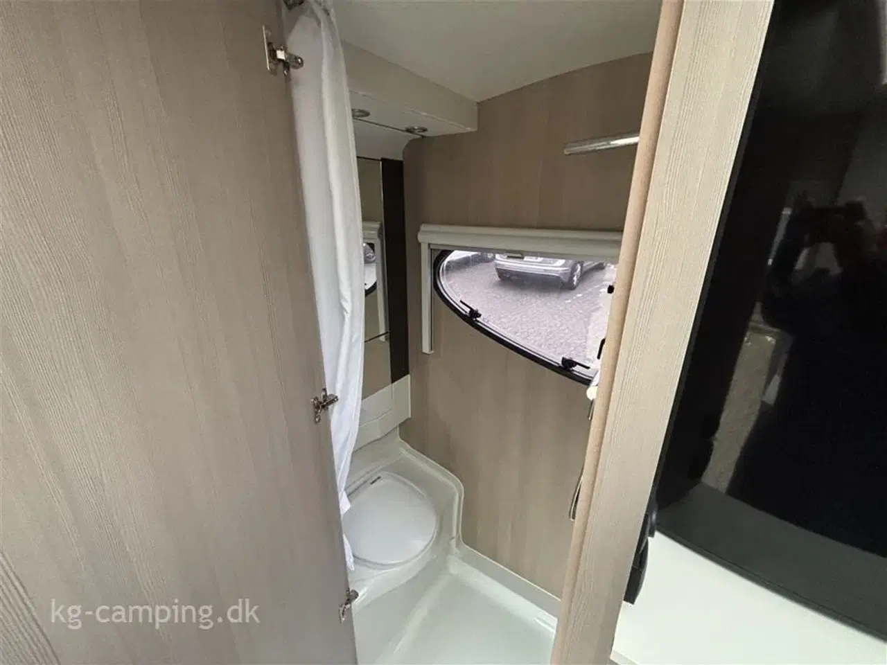 Billede 10 - 2014 - Adria Action 361 LH Kompakt og stilfuld campingvogn med lav totalvægt.